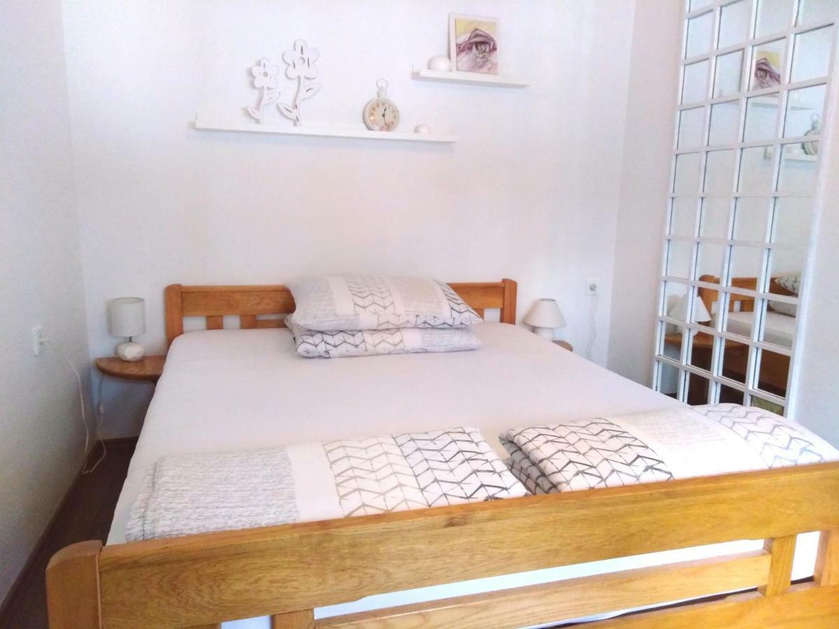 Spacious Apartment "Ana" On Lake Sabljaci Ogulin Kültér fotó
